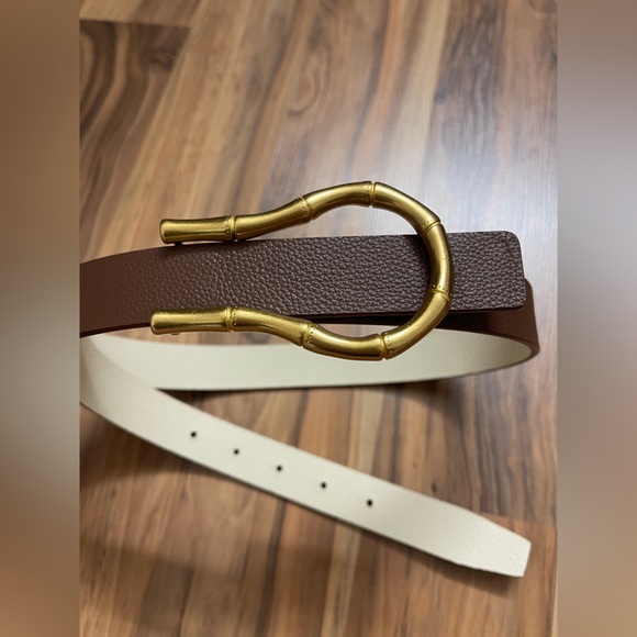 J McLaughlin reversible Leather Belt with Gold bamboo style buckle - Picture 2 of 9